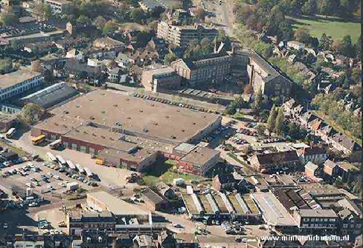 Luchtfoto garage Enschede
